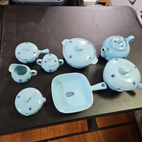 Bake Oven USA stoneware 8-piece dish set
